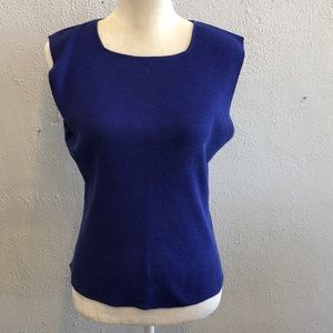 Chico’s Design Sleeveless light weight sweater